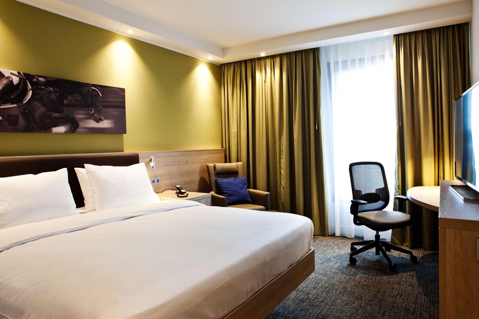 Готель Hampton By Hilton Aachen Tivoli Екстер'єр фото